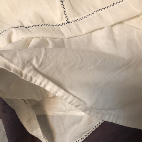 Sfera smocked boho dress in ecru with side pockets and embroidered details - Picture 6 of 14